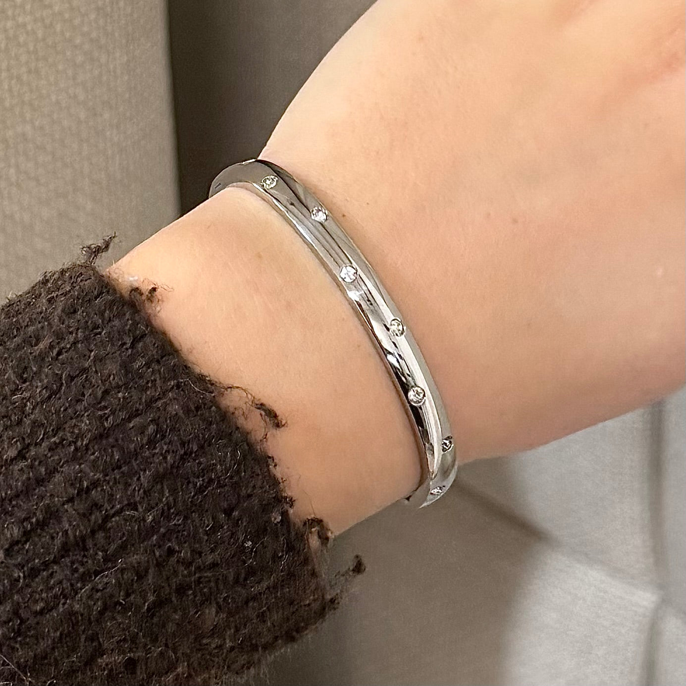 Bangle Classy Bracelet - Silver