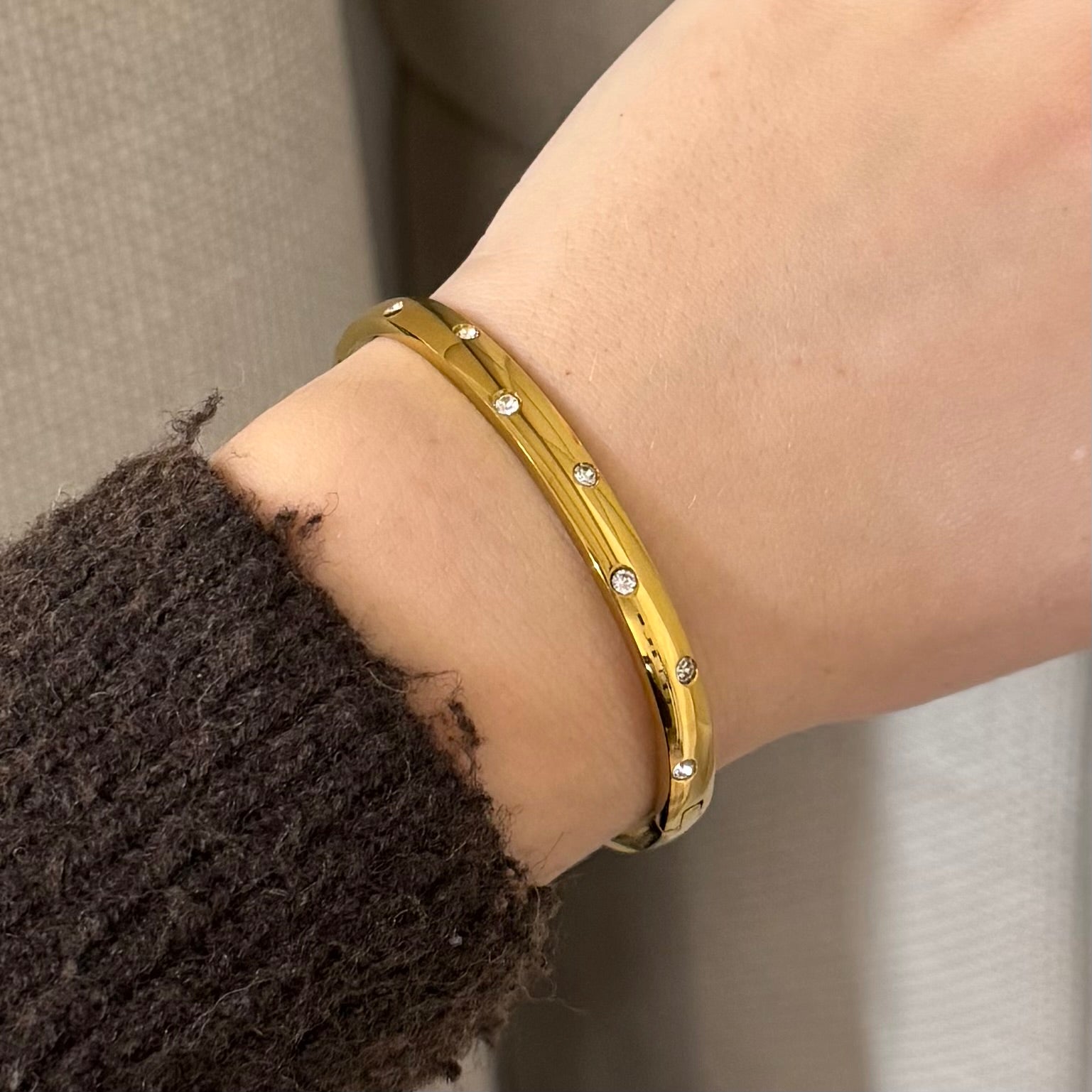 Bangle Classy Bracelet - Gold