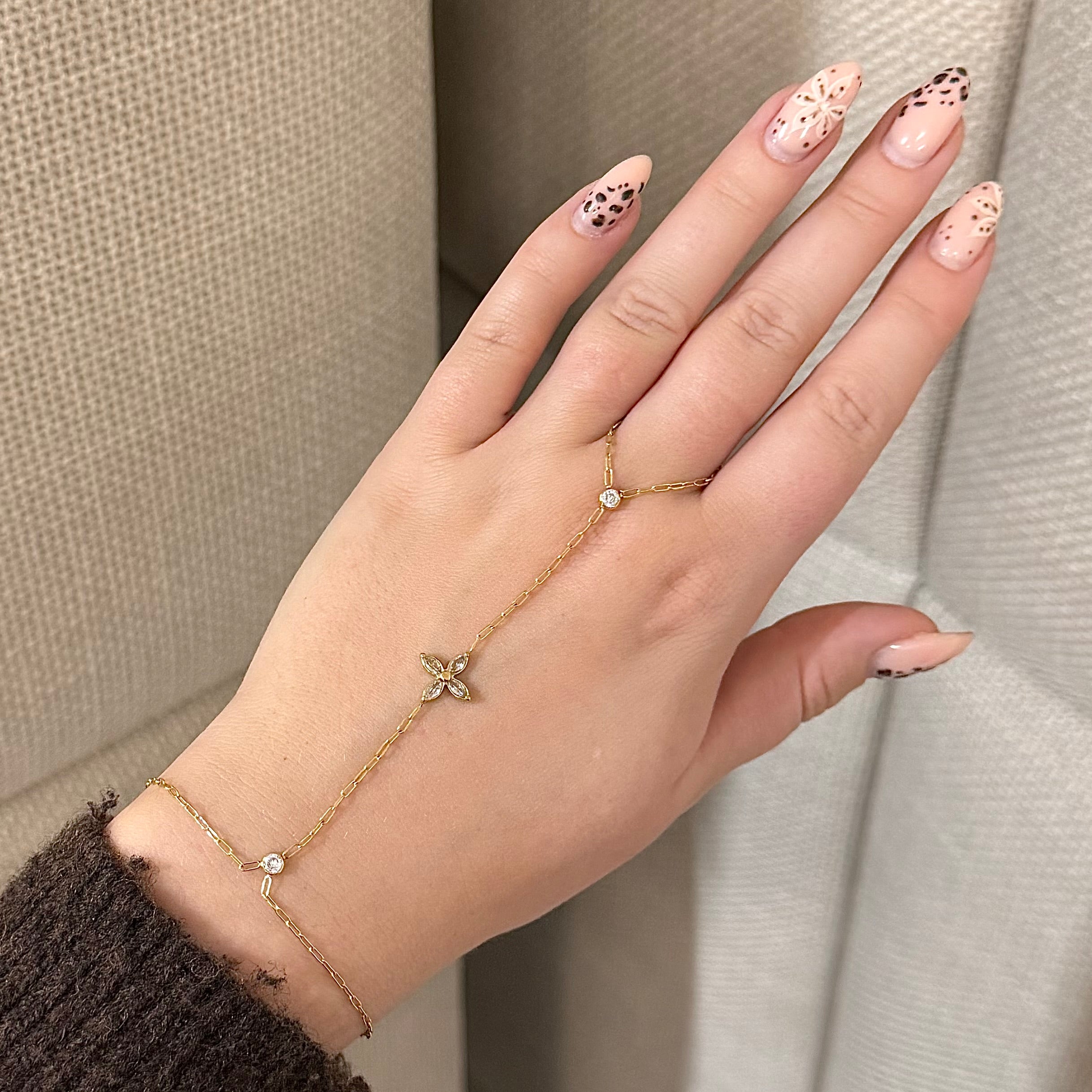 Handchain Flower - Gold