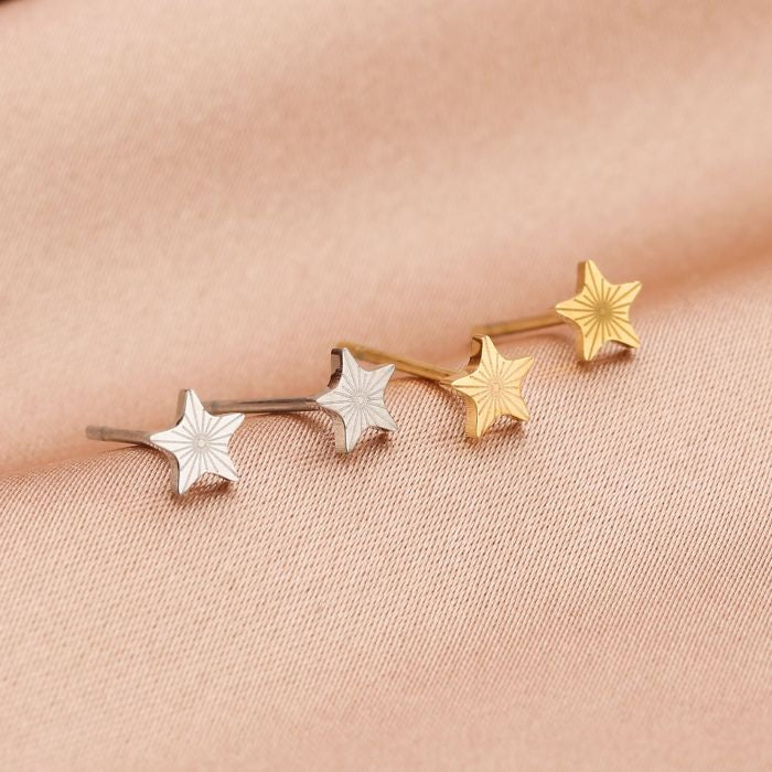 Ear Stud Star - Gold