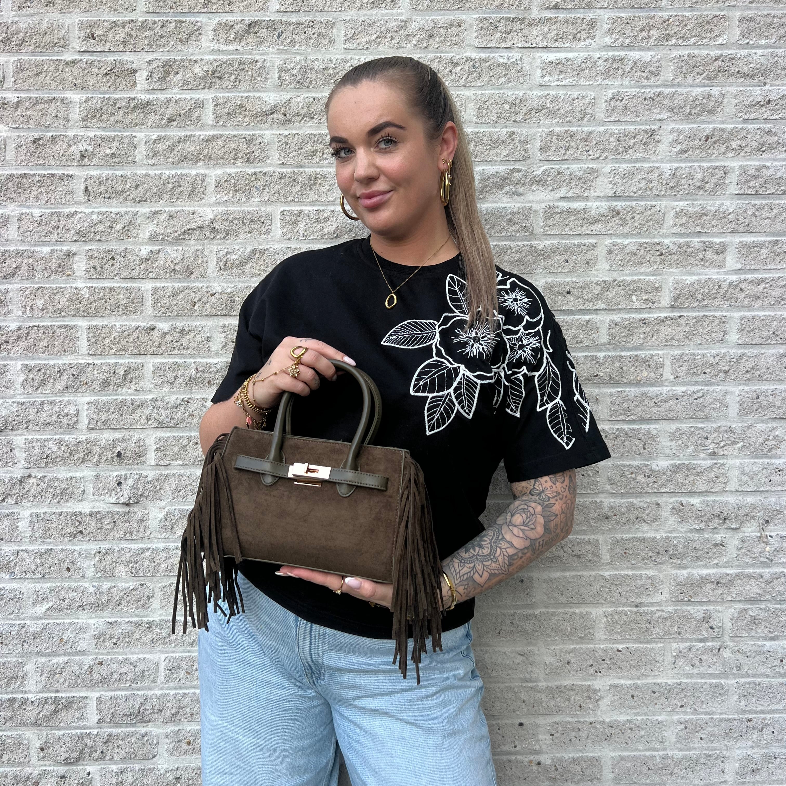 Maeve Tas - Army